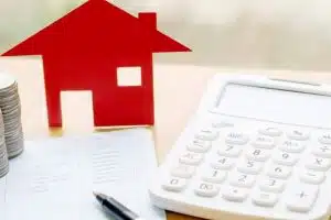 Pret immobilier selon salaire: comment négocier avec les banques pour obtenir le meilleur taux ?