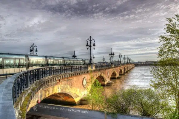 Pourquoi réaliser un investissement locatif à Bordeaux ?