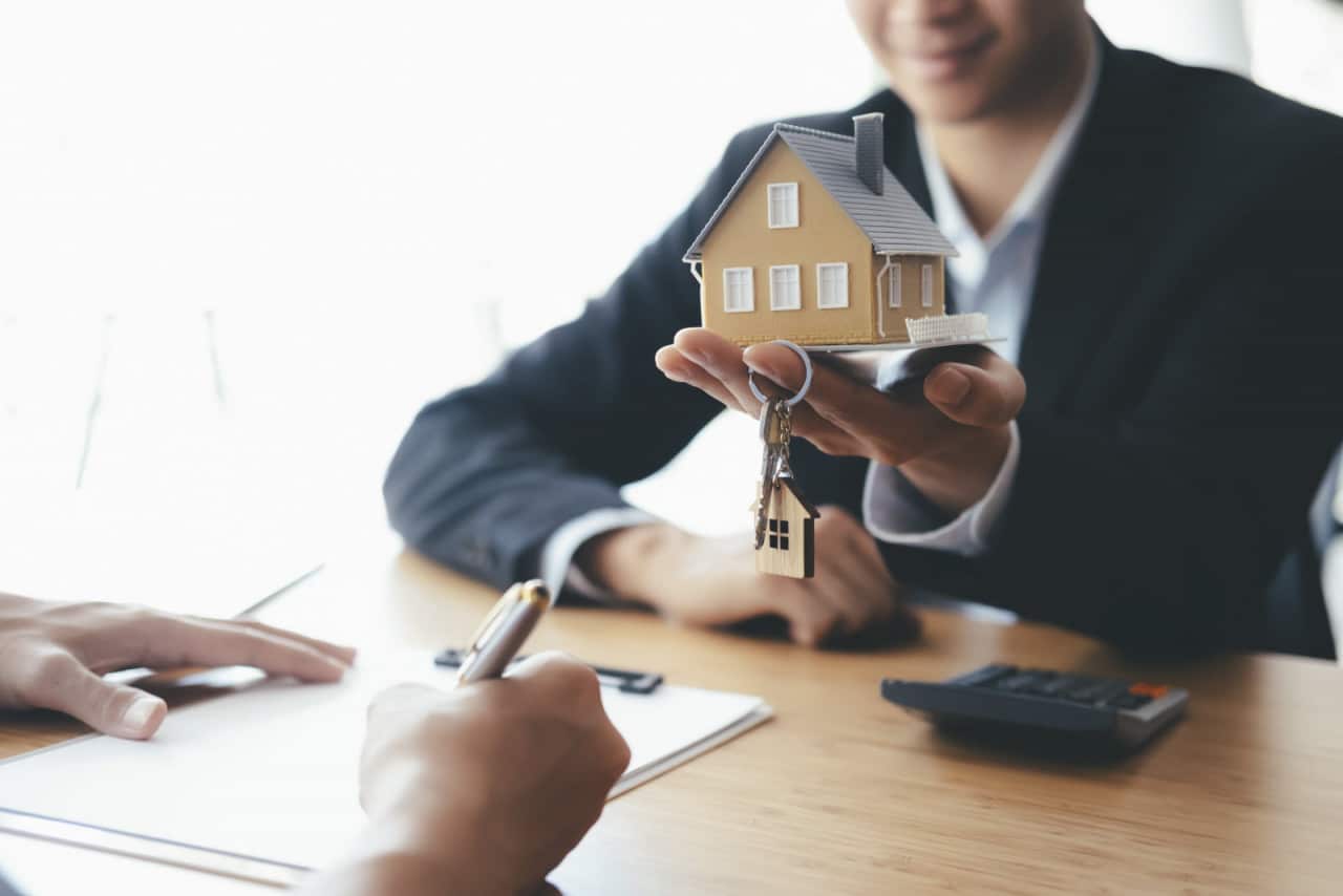 Peut-on suspendre un prêt immobilier en cas de difficultés financières ?